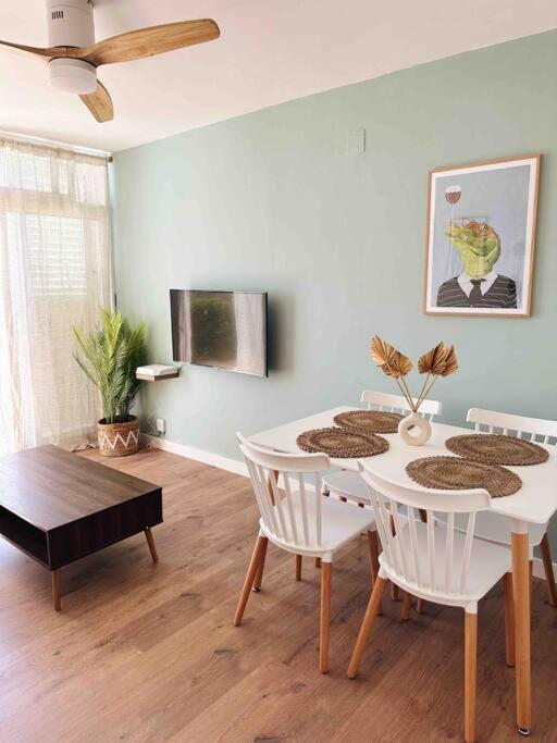 Apartamento Boutique En La Playa La Pineda Exterior foto